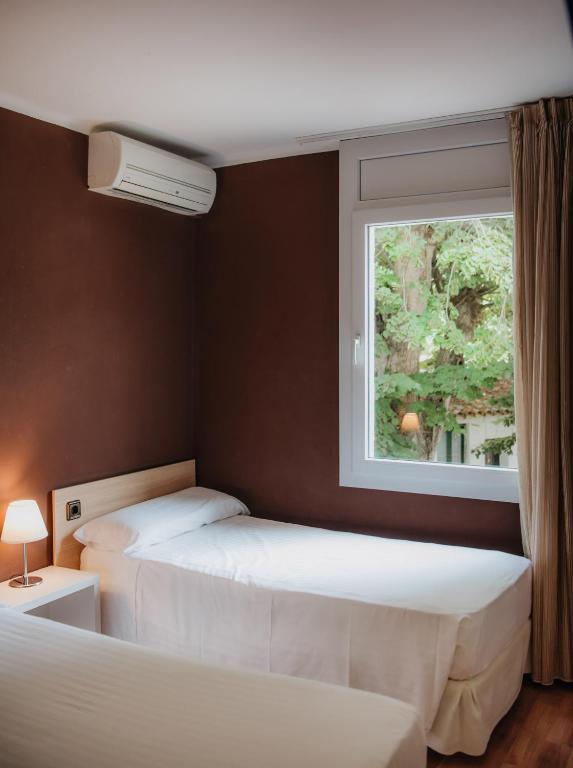 Marina Tossa - Superior Triple Room