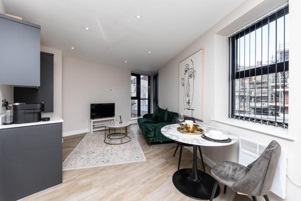 Modern 1Bed Flat in the Heart of Leeds City Centre 4