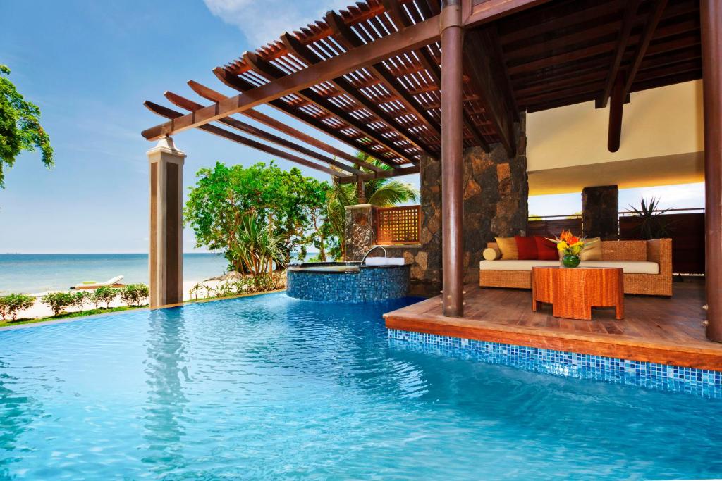 Bazén v ubytování Le Jadis Beach Resort & Wellness - Managed by Banyan Tree Hotels & Resorts nebo v jeho okolí