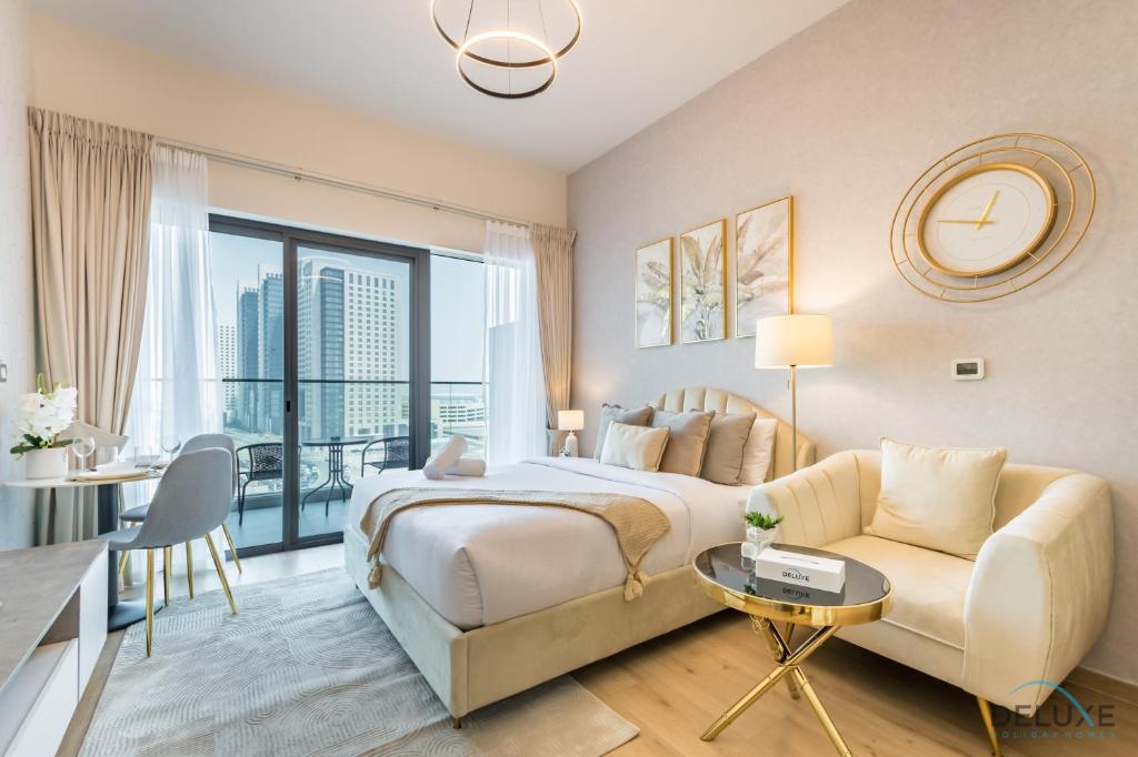 Charming Studio at Azizi Aura Residences, Jebel Ali by Deluxe Holiday ...