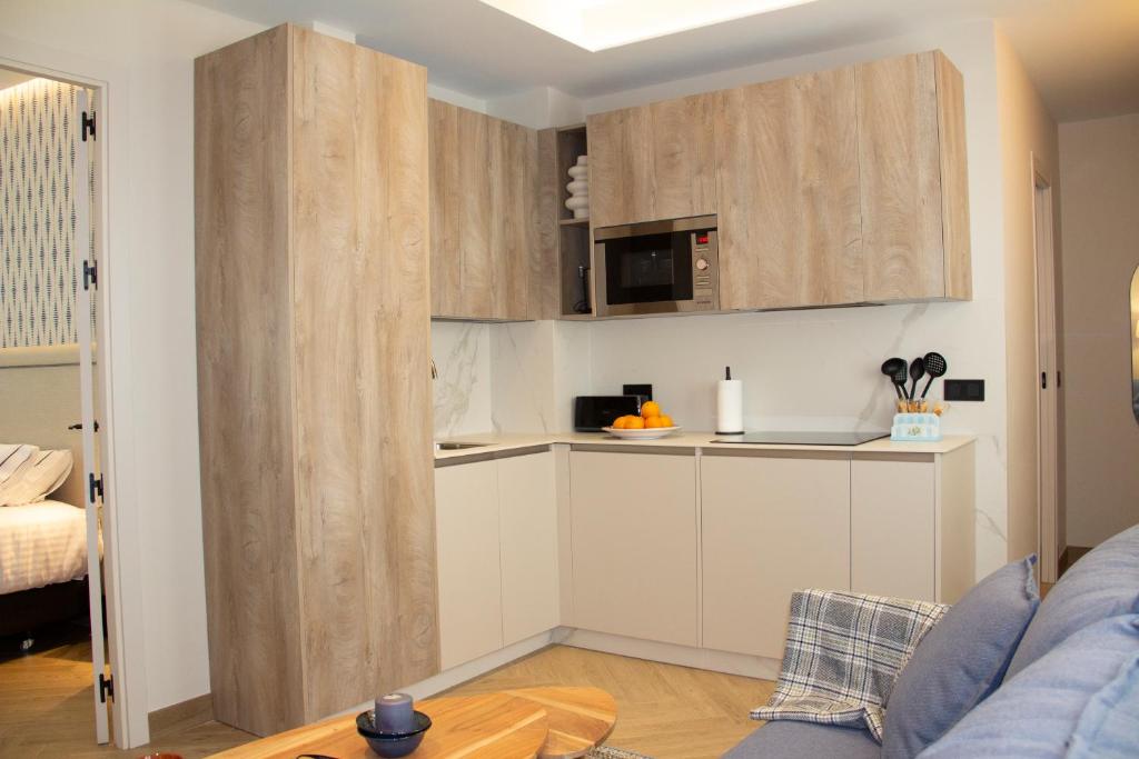 Puerta de la Ribera Suites - Resim 34