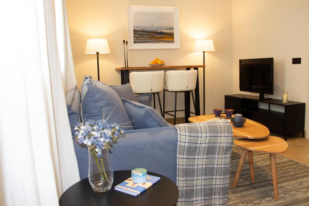 Puerta de la Ribera Suites - Resim 44