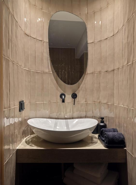 Koupelna v ubytování Haya Athens Loftie Suites