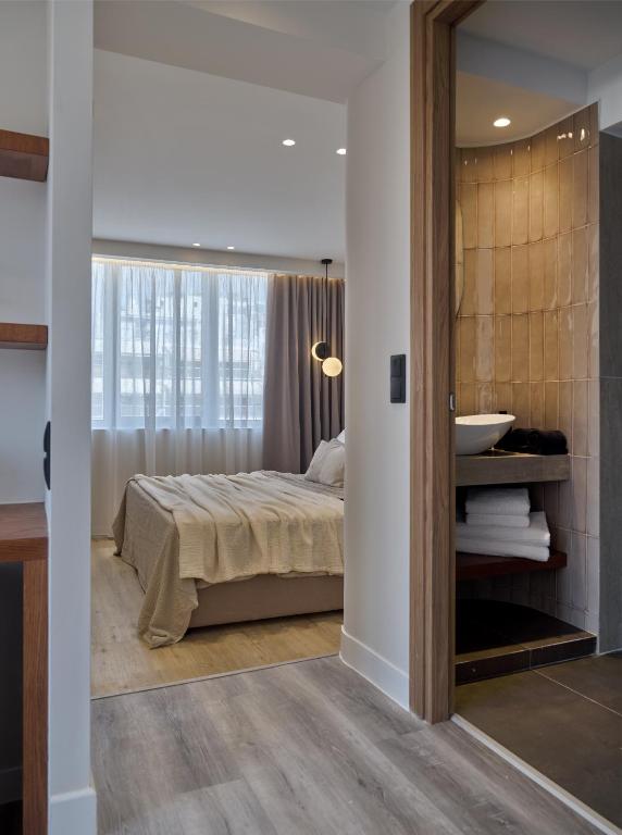 Haya Athens Loftie Suites - Resim 18