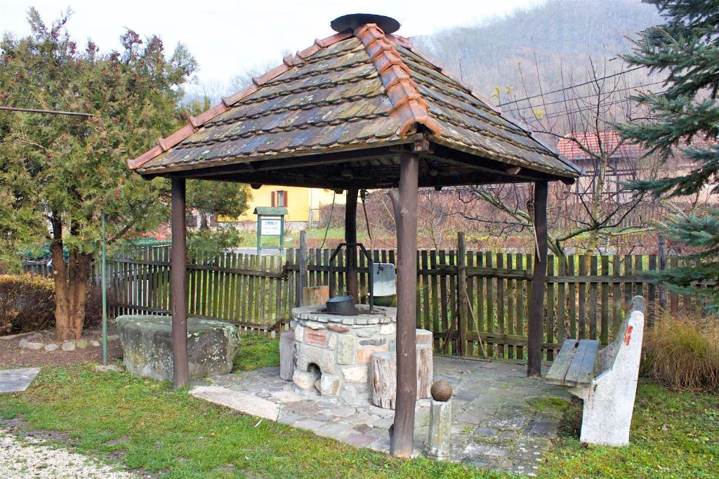 Příroda nedaleko penzionu
