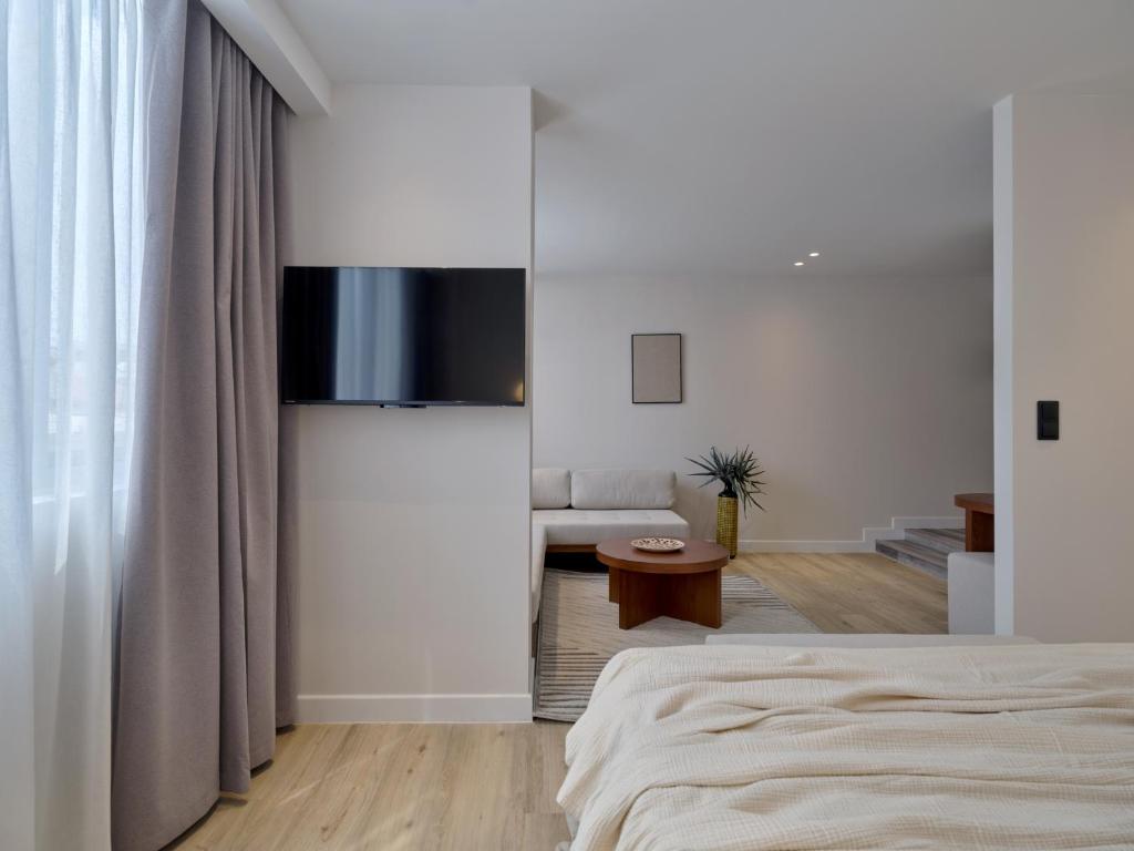 Haya Athens Loftie Suites - Resim 42
