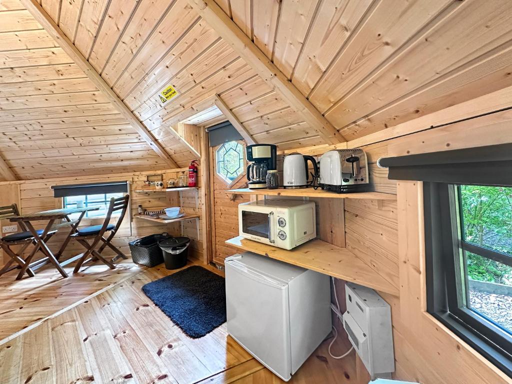 Kuchyň nebo kuchyňský kout v ubytování Aos Sí Lodges