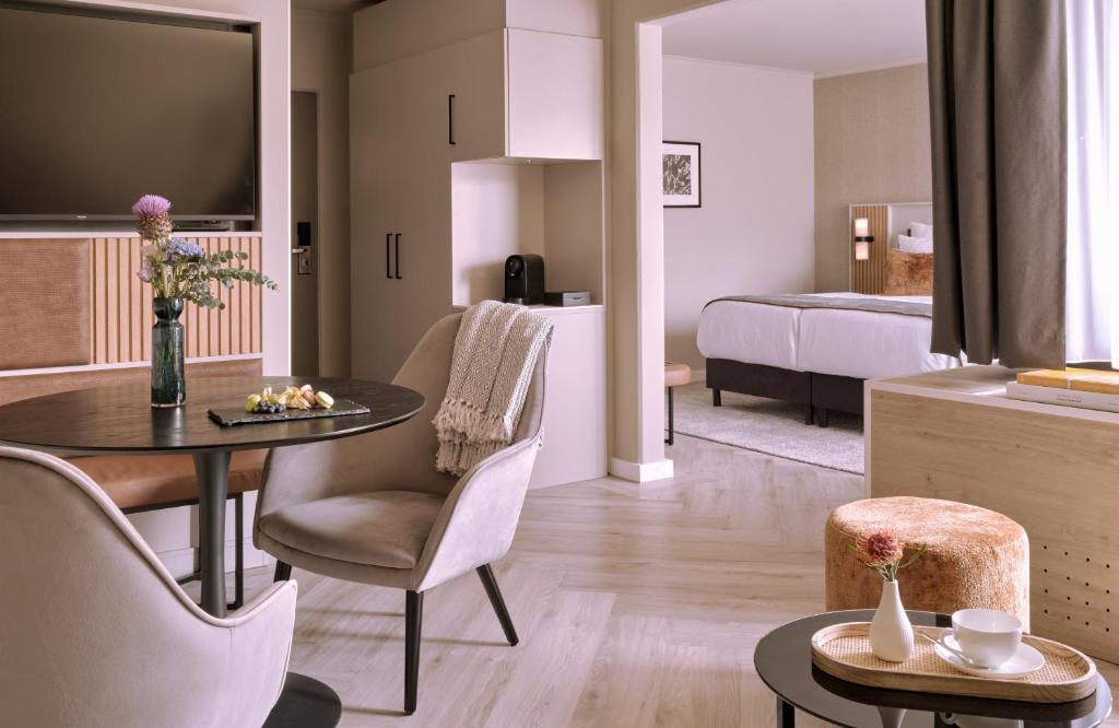 Posezení v ubytování Leonardo Royal Hotel Baden- Baden