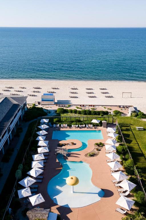 Riviera Beach Resort photo