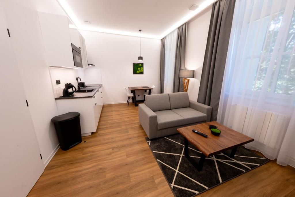 Kuchyň nebo kuchyňský kout v ubytování IT Centrum Apartments