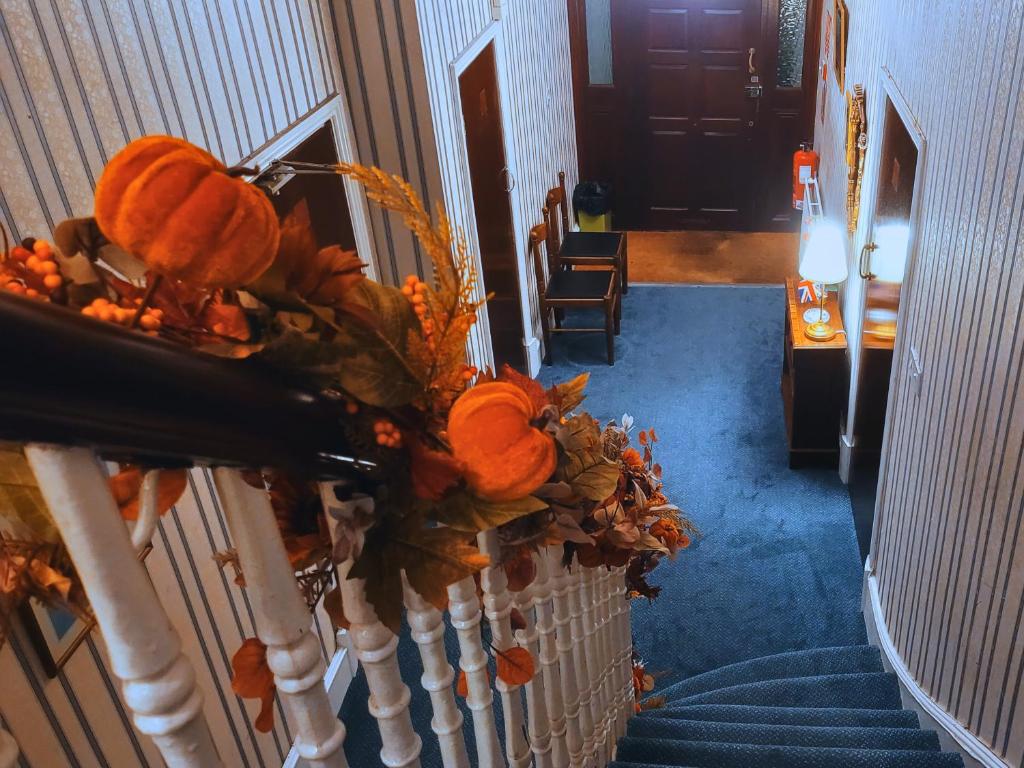 Helen's Hotel near Wembley - Resim 8