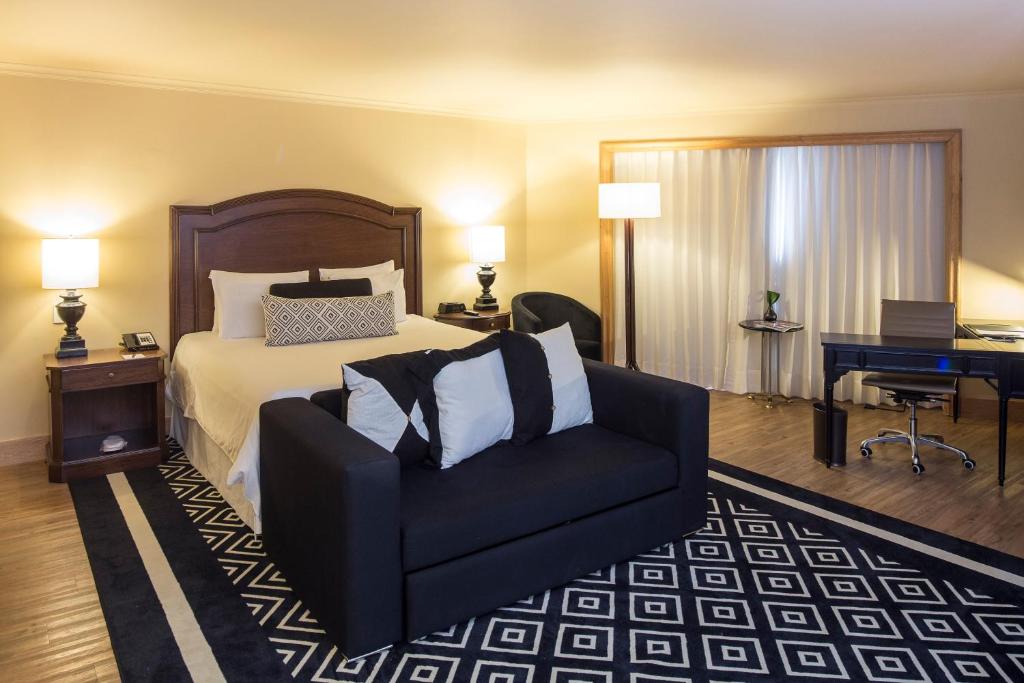 Postel nebo postele na pokoji v ubytování InterContinental Medellin - Movich by IHG