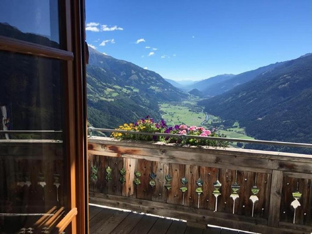 Een algemene foto van de bergen of uitzicht op de bergen vanuit het appartement