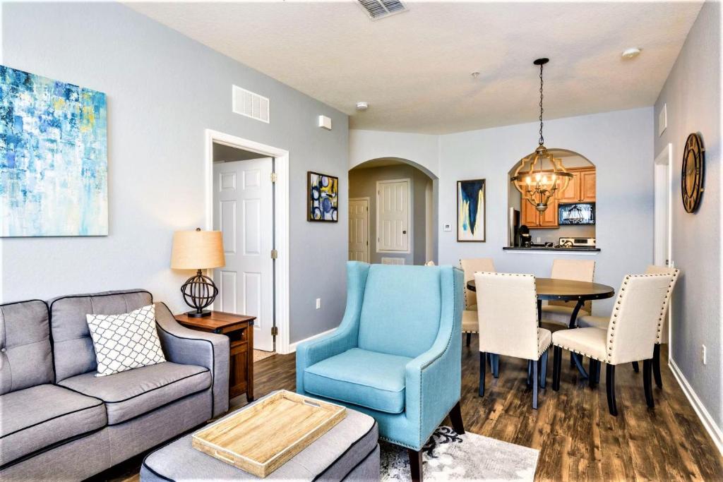 Vista Cay Resort by Millenium at Universal Blvd. - 