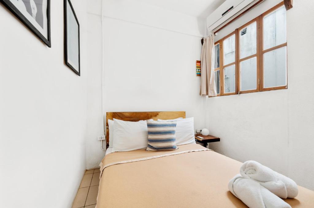 Socialtel Granada - Petite Pièce