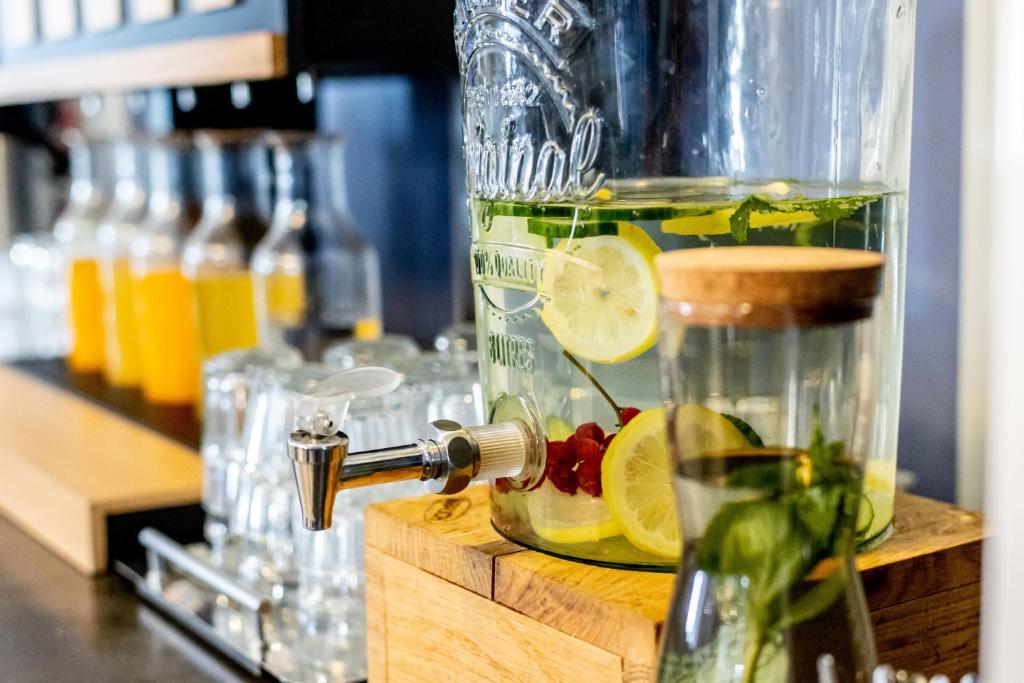 Lenas Donau Hotel - Resim 43