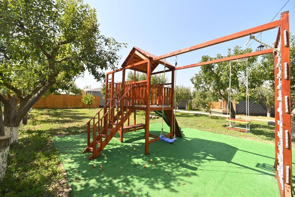 Herní místnost nebo prostor pro děti v ubytování Hidden Garden Resort