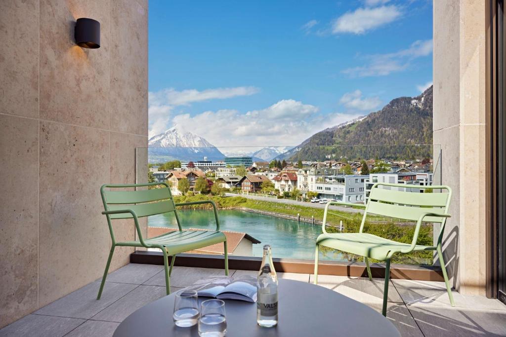 Ein allgemeiner Bergblick oder ein Berglick von des Hotels aus