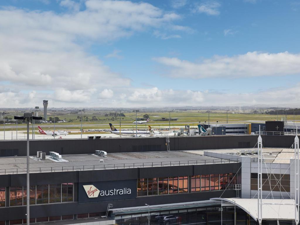 PARKROYAL Melbourne Airport - Resim 5