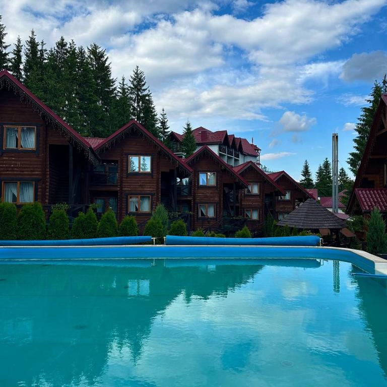 Bazén v ubytování GORGANY resort & SPA nebo v jeho okolí