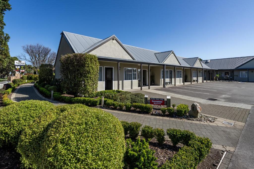 ASURE Gables Motor Lodge - Resim 14