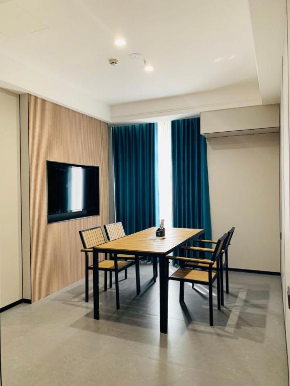 TV a/nebo společenská místnost v ubytování Fan's Hotel Palo