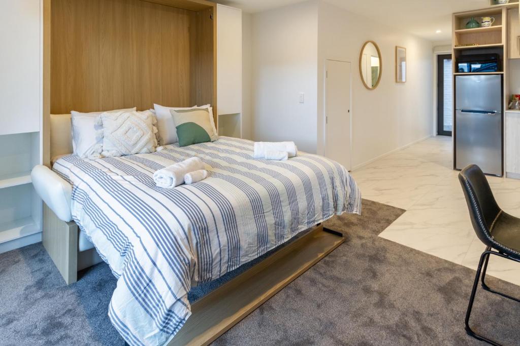 Chic Studio in the Heart of Christchurch - Resim 9