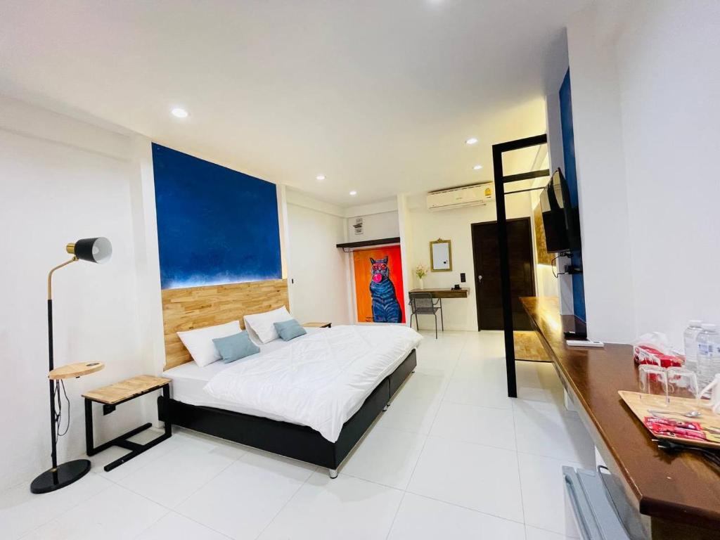 Postel nebo postele na pokoji v ubytování Samui Beach Hostel