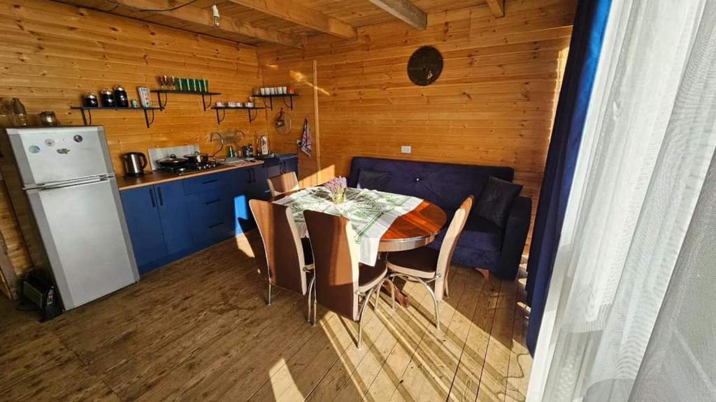 Φωτογραφία από το άλμπουμ του Giglas gethause σε Gomi