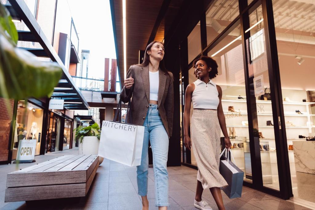 Single Level Studio Escape on Wilmer St - Central - Resim 21