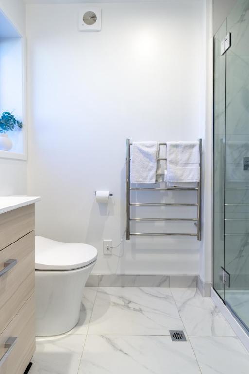 Single Level Studio Escape on Wilmer St - Central - Resim 3