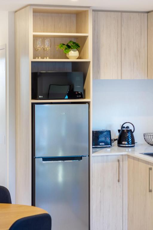 Single Level Studio Escape on Wilmer St - Central - Resim 26