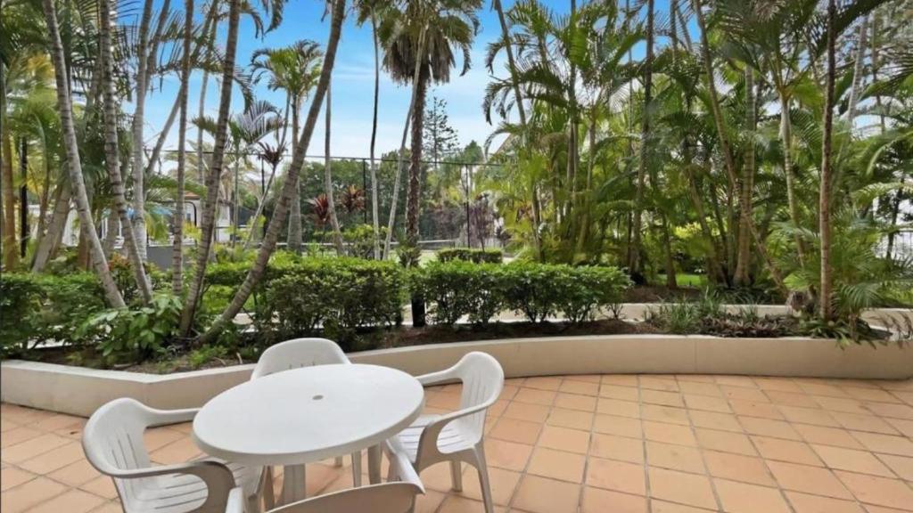 
1 Bedroom Garden View Spa Apartment
