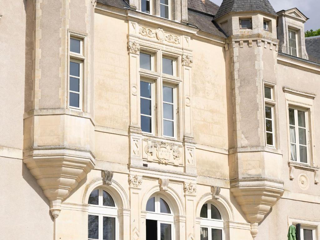 Zdjęcie z galerii obiektu Grand Château Renaissance avec Parc, Piscine et Activités, Rénové en 2023 - FR-1-410-389 w mieście Vallon-sur-Gée
