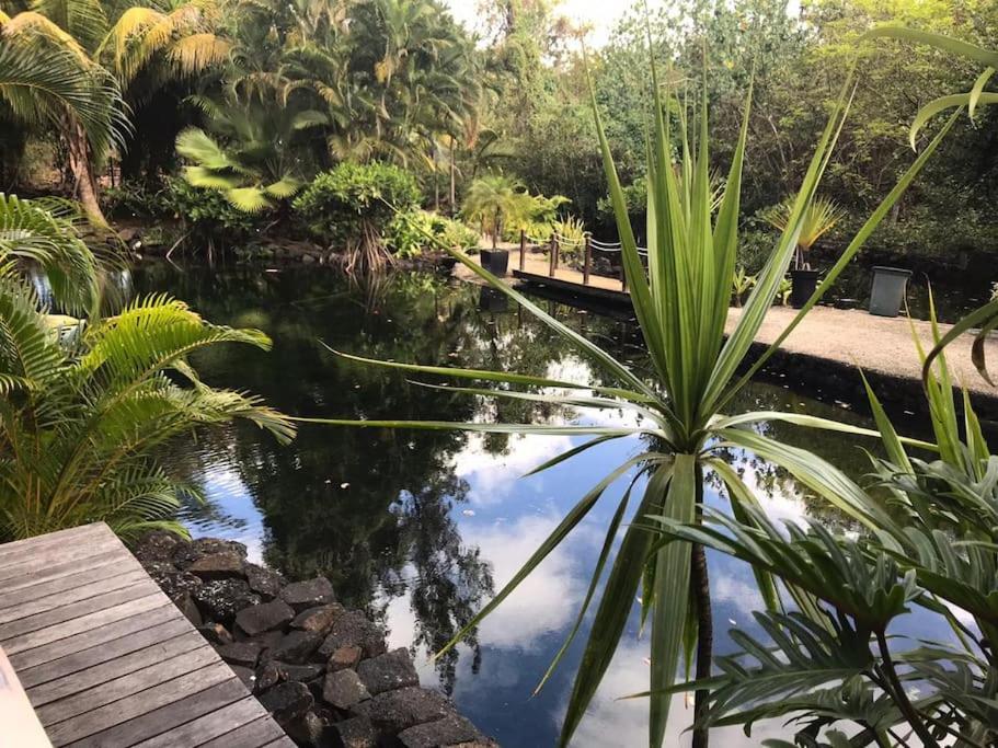 Zahrada ubytování Villa Cotzot, 3 chambres, pieds dans l'eau