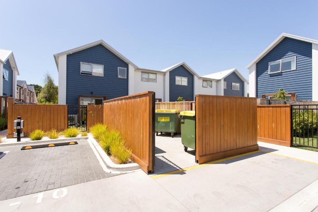 Location Plus Free Off St Park Handy Hospital - Resim 18