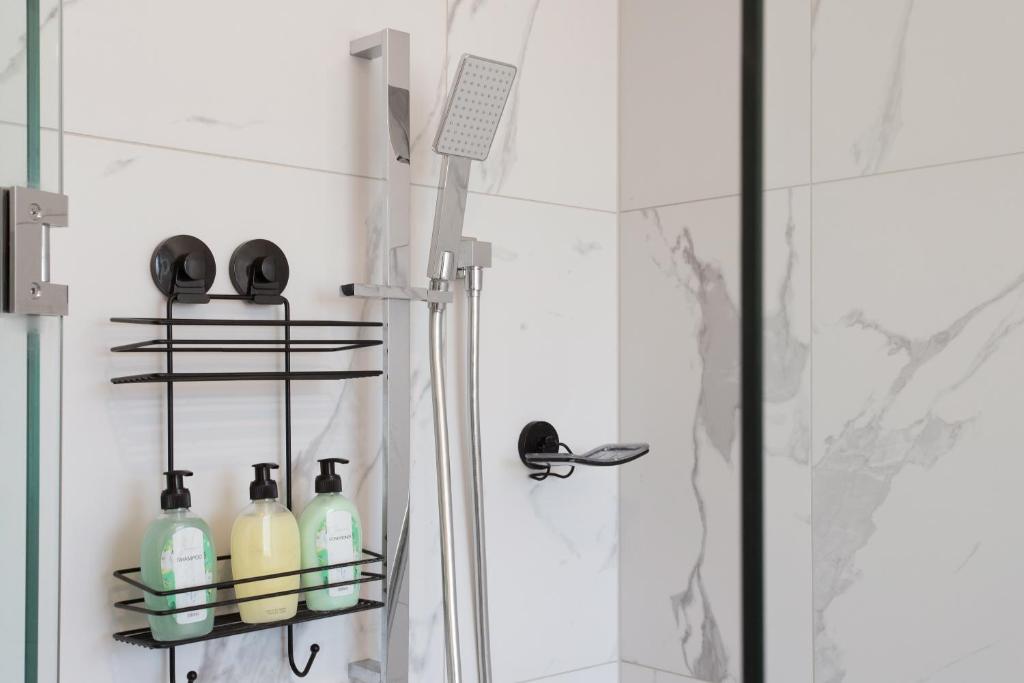 Location Plus Free Off St Park Handy Hospital - Resim 7