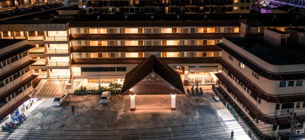 Budova, kde se hotel nachází