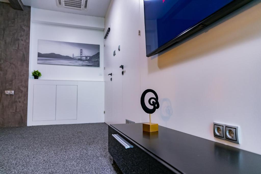 TV a/nebo společenská místnost v ubytování Motel1- A megfizethető luxus!