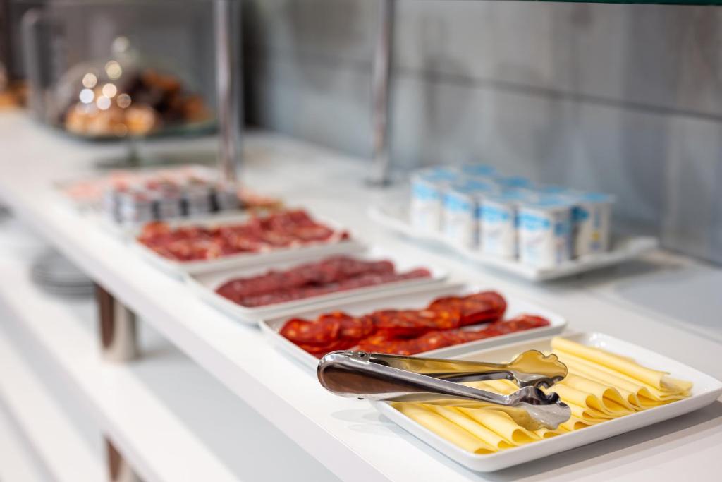 Hotel Reina Mora - Resim 34