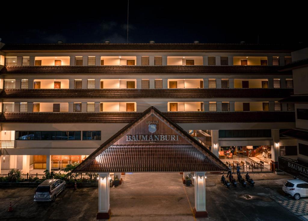 Baumanburi Hotel Patong - Resim 11