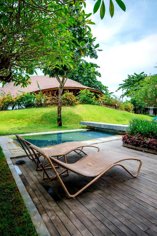 Bazén v ubytování Tijili Hotel Benoa nebo v jeho okolí