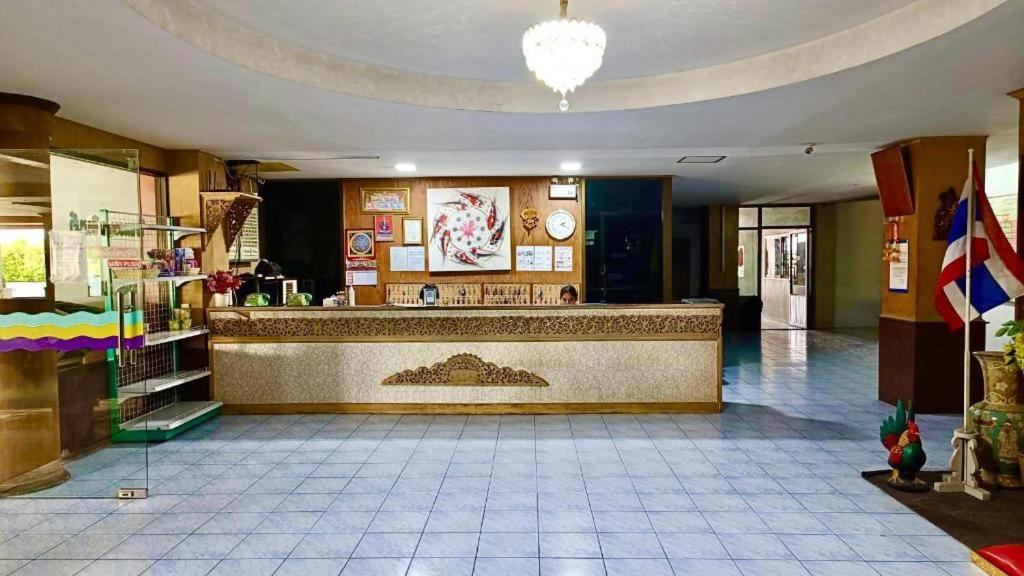 Vstupní hala nebo recepce v ubytování Rimnam Hotel Suk Sawat 70