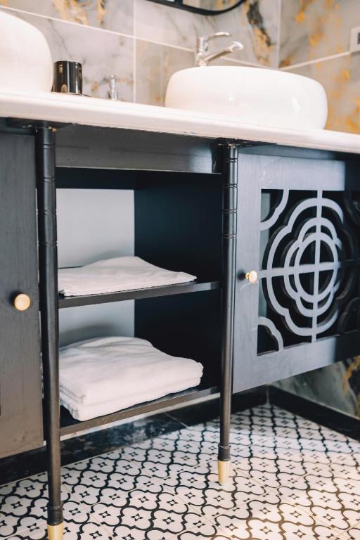 Tam Coc Sana Villa & Homestays - Standard King Room