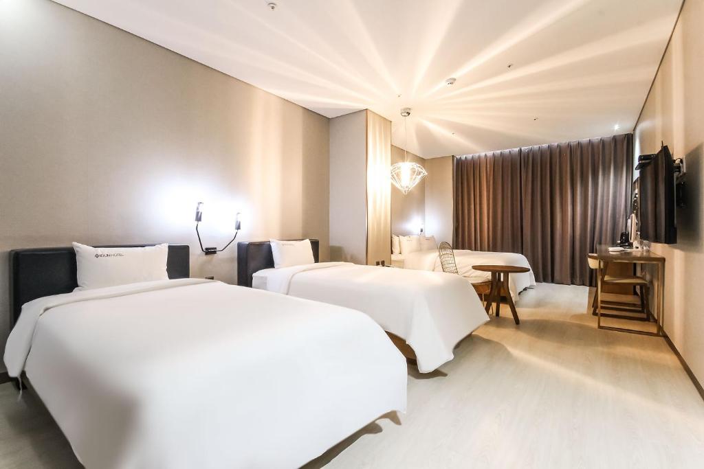 Idun Hotel - Drievoudige Kamer