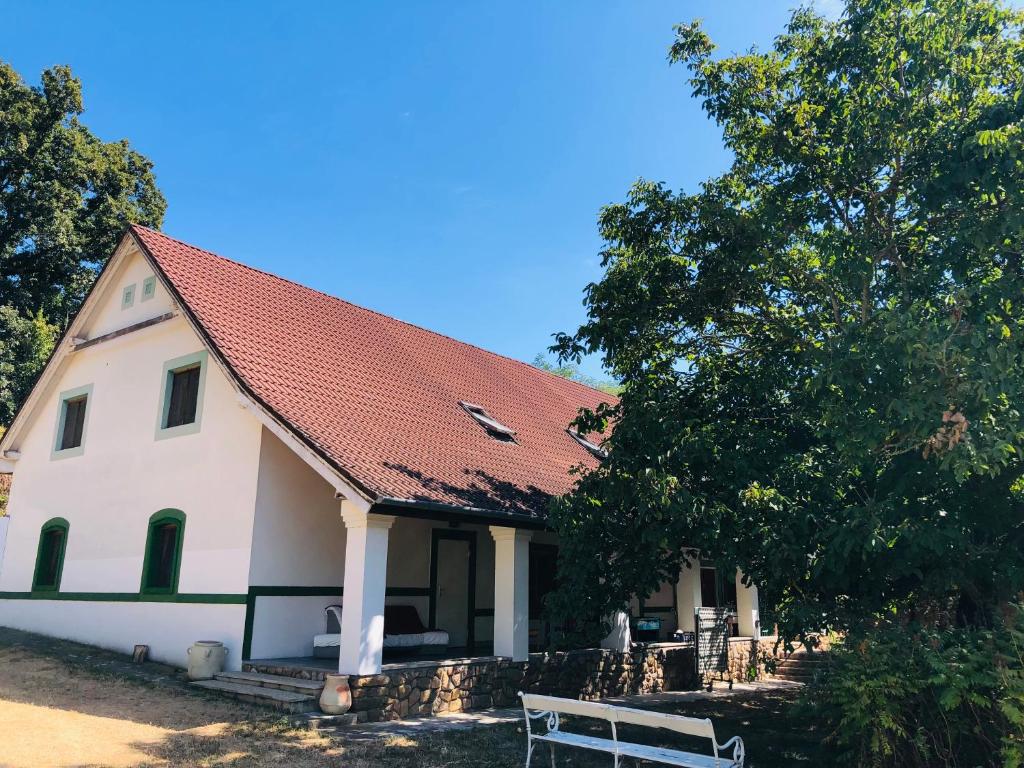 Budynek, w którym mieści się dom wakacyjny