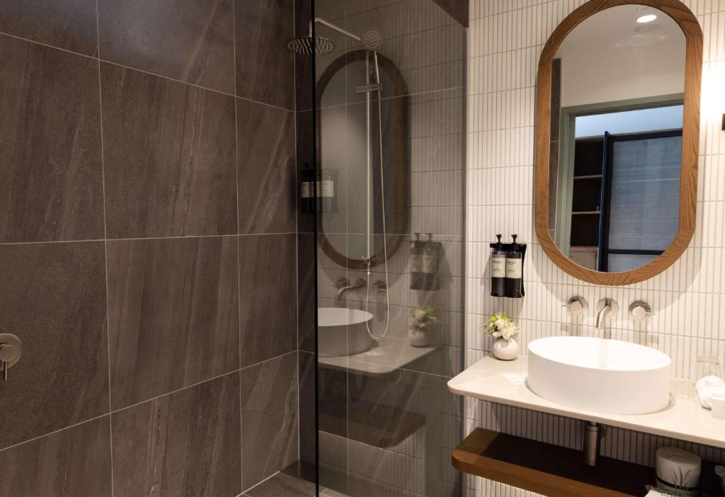 Sudima Queenstown Five Mile - Resim 32