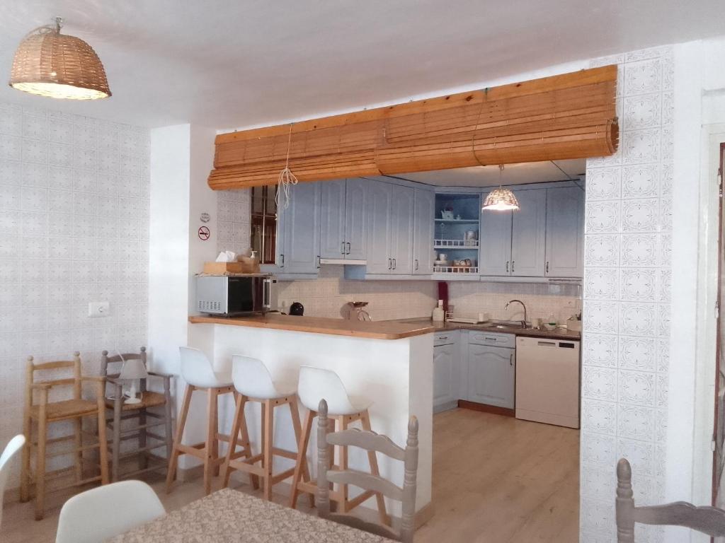 Kuchyň nebo kuchyňský kout v ubytování Casa Rural Valle de Tena