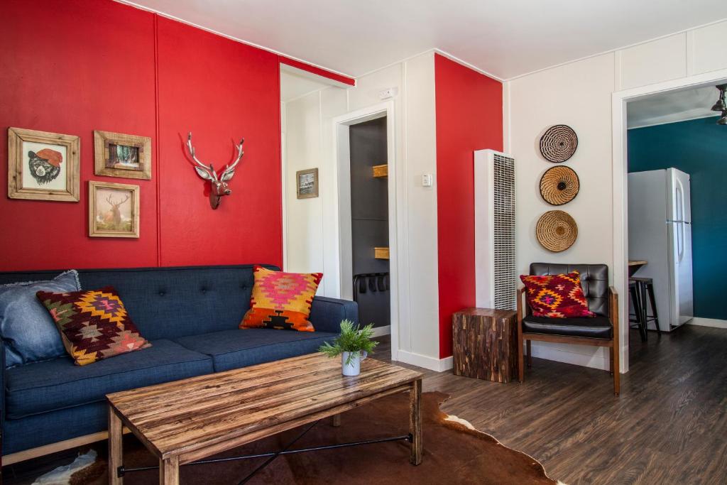 Noon Lodge - Three-Bedroom Townhouse No. 10
