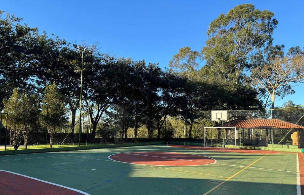 Tênis e/ou squash em Guararema Parque Hotel ou nos arredores
